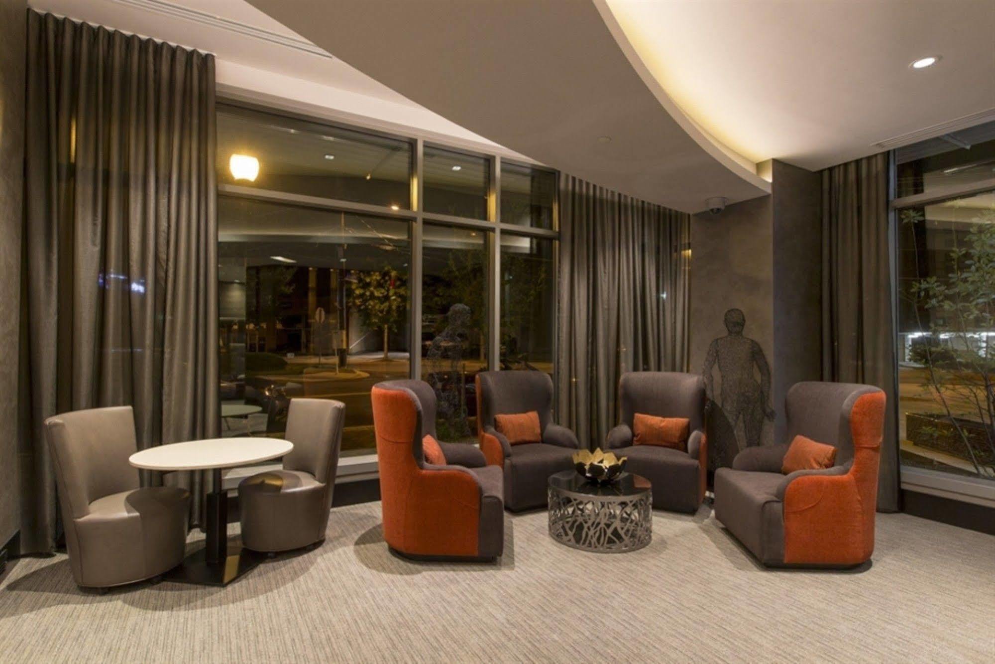 Global Luxury Suites Bethesda Chevy Chase Exterior photo