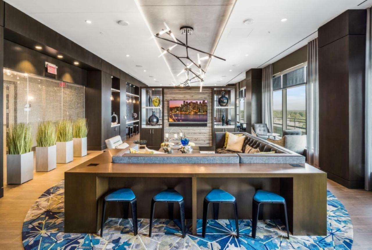 Global Luxury Suites Bethesda Chevy Chase Exterior photo